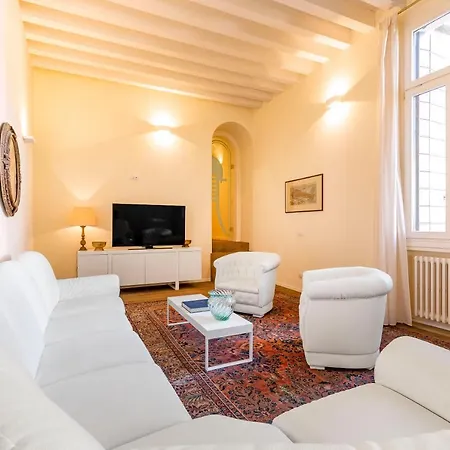 Lägenhet Residenza San Leonardo *